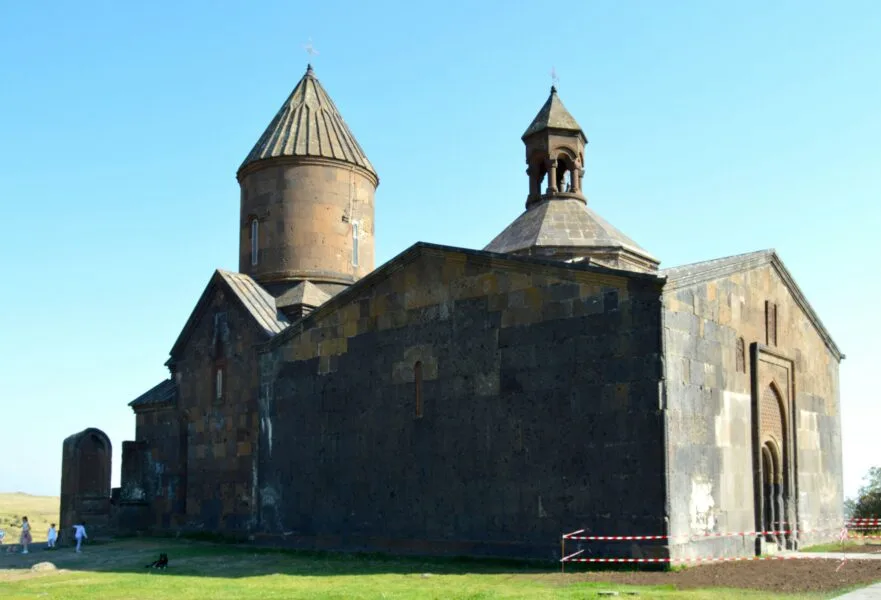 Saghmosavank: A Monastic Gem on the Banks of the Kasagh River
