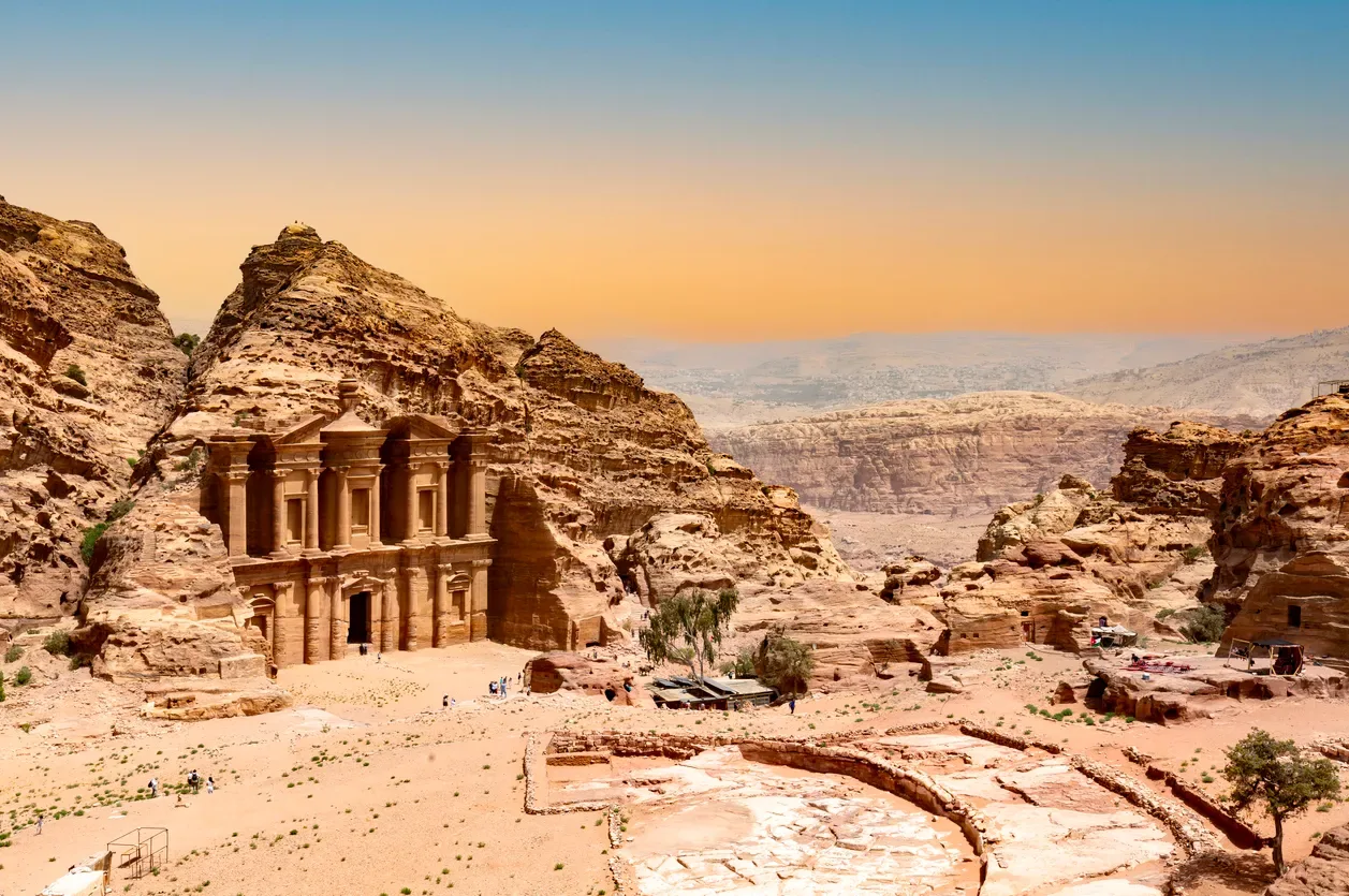 Discover the Timeless Wonders of Petra, Jordan: A Journey Into History and Adventure
